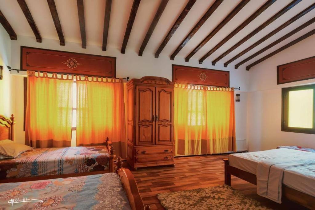 צ'פצ'אוונה Dar Casa Plasa Grande מראה חיצוני תמונה
